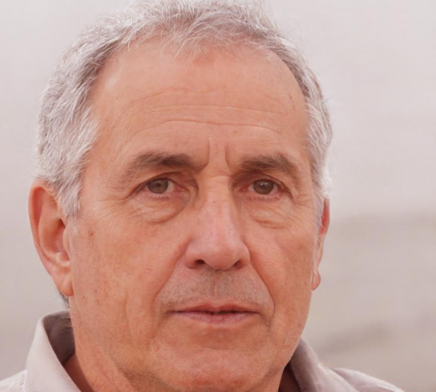 Porträt von Tobias Rüdiger